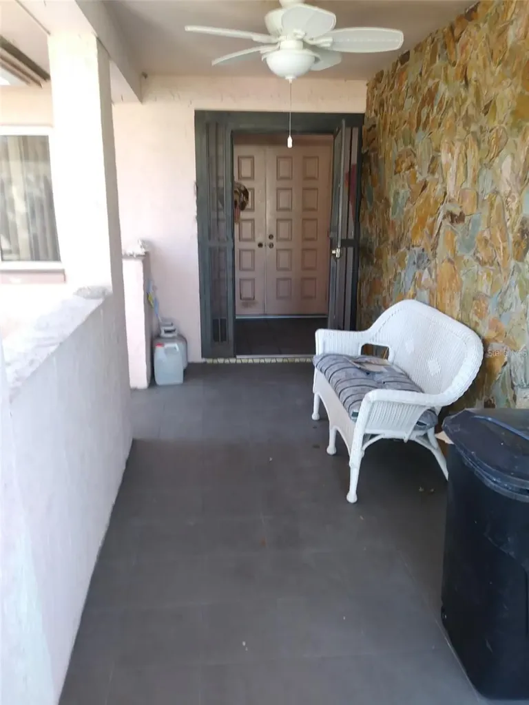 11738 96th Place Seminole FL 33772