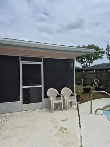 11738 96th Place Seminole FL 33772