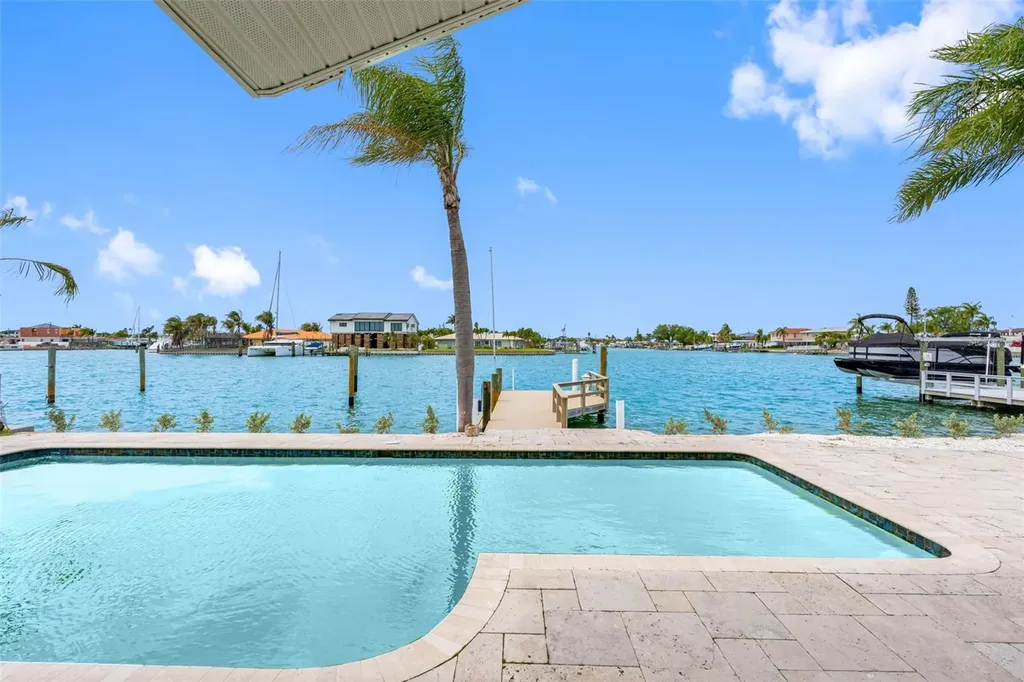 520 115th Avenue Treasure Island FL 33706