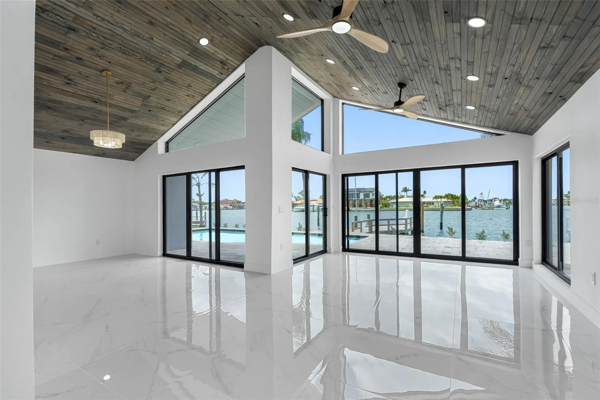 520 115th Avenue Treasure Island FL 33706
