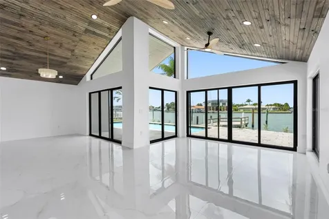 520 115th Avenue Treasure Island FL 33706