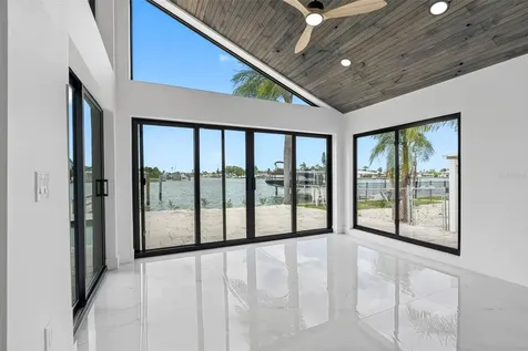 520 115th Avenue Treasure Island FL 33706