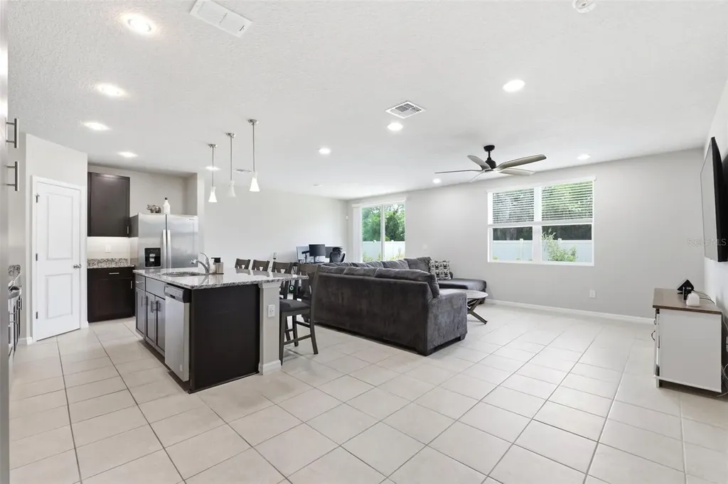 38905 Harlow Rose Drive Zephyrhills FL 33540