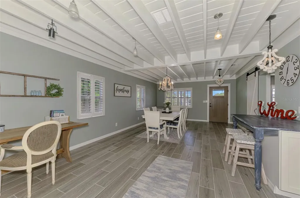 351 Oak Street Englewood FL 34223