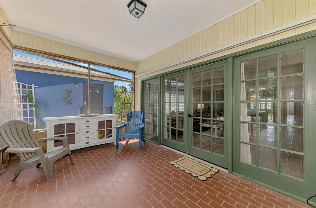 351 Oak Street Englewood FL 34223