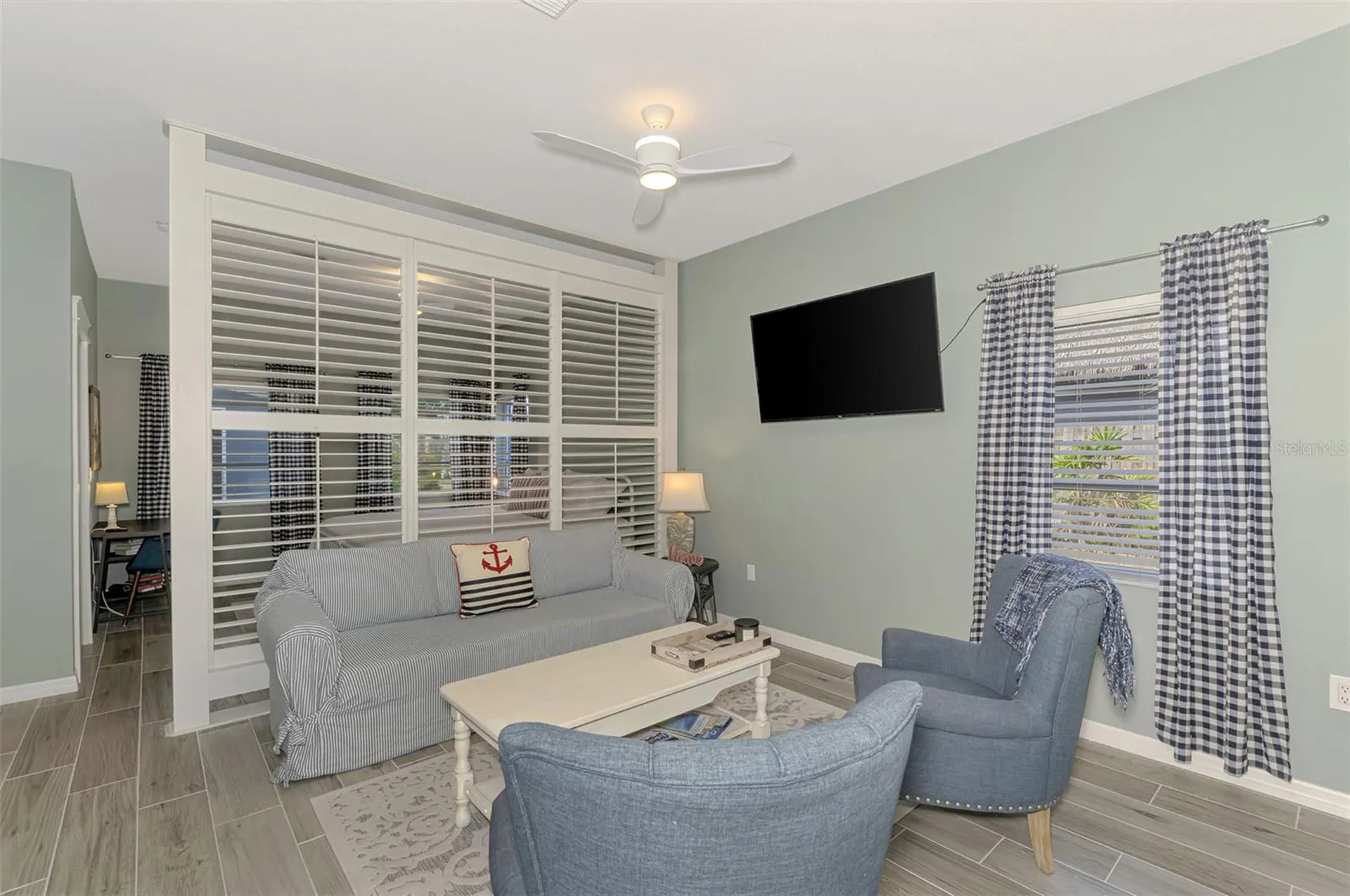 351 Oak Street Englewood FL 34223