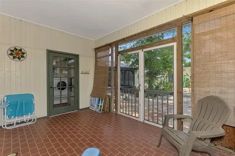 351 Oak Street Englewood FL 34223