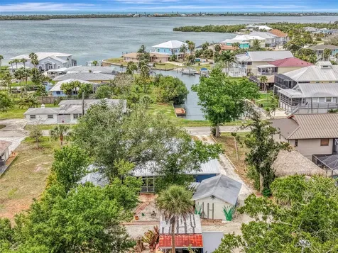 351 Oak Street Englewood FL 34223