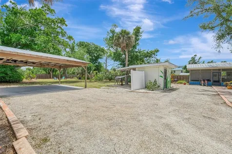 351 Oak Street Englewood FL 34223