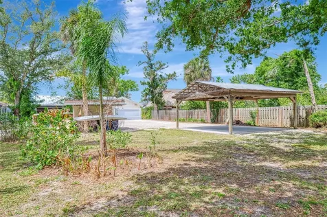 351 Oak Street Englewood FL 34223