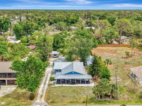 351 Oak Street Englewood FL 34223