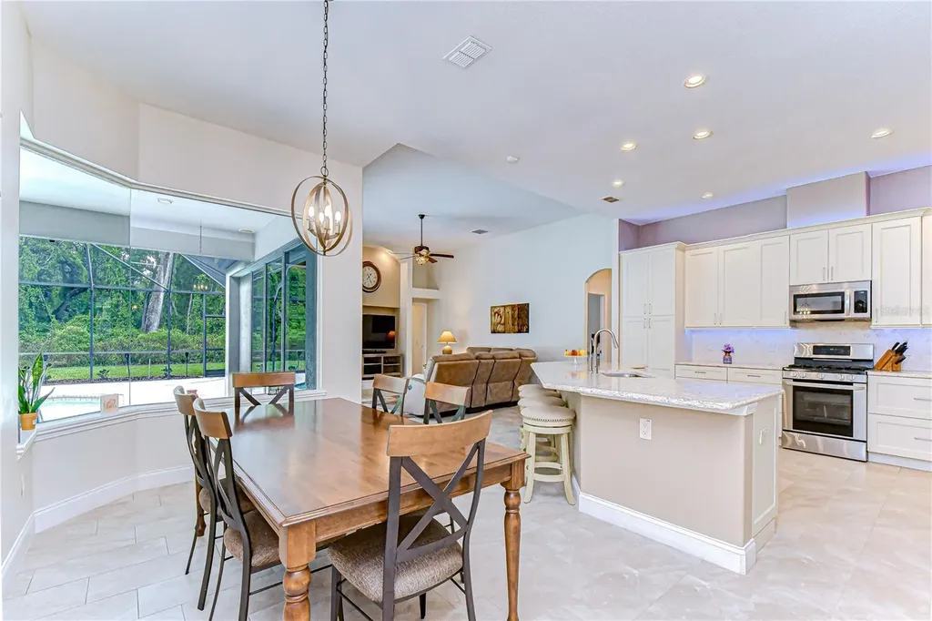 5612 Eagleglen Place Lithia FL 33547