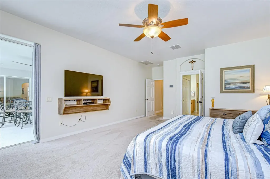 5612 Eagleglen Place Lithia FL 33547