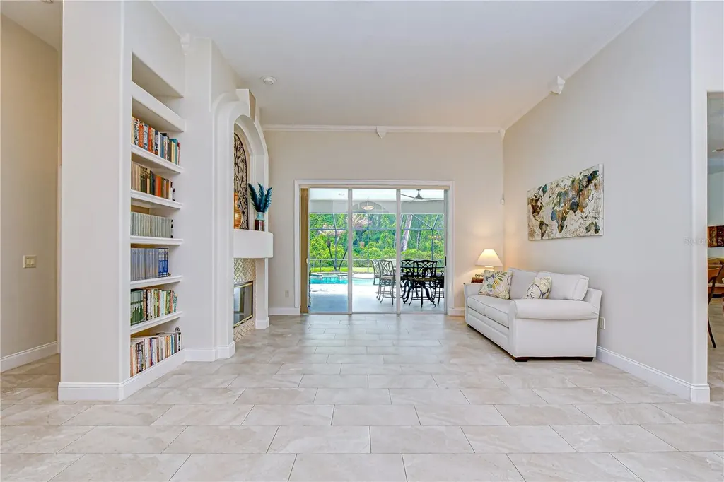 5612 Eagleglen Place Lithia FL 33547