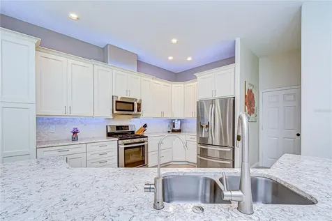 5612 Eagleglen Place Lithia FL 33547
