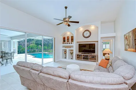 5612 Eagleglen Place Lithia FL 33547