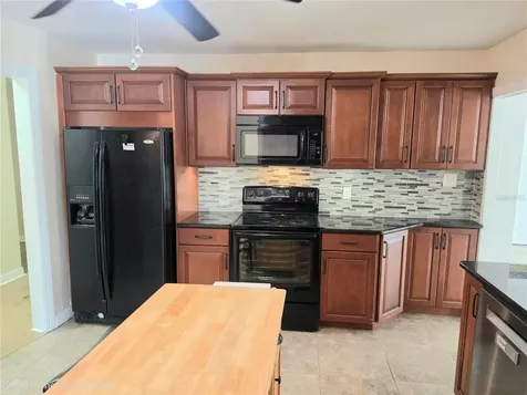 100 Alachua Drive Winter Haven FL 33884