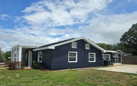 100 Alachua Drive Winter Haven FL 33884