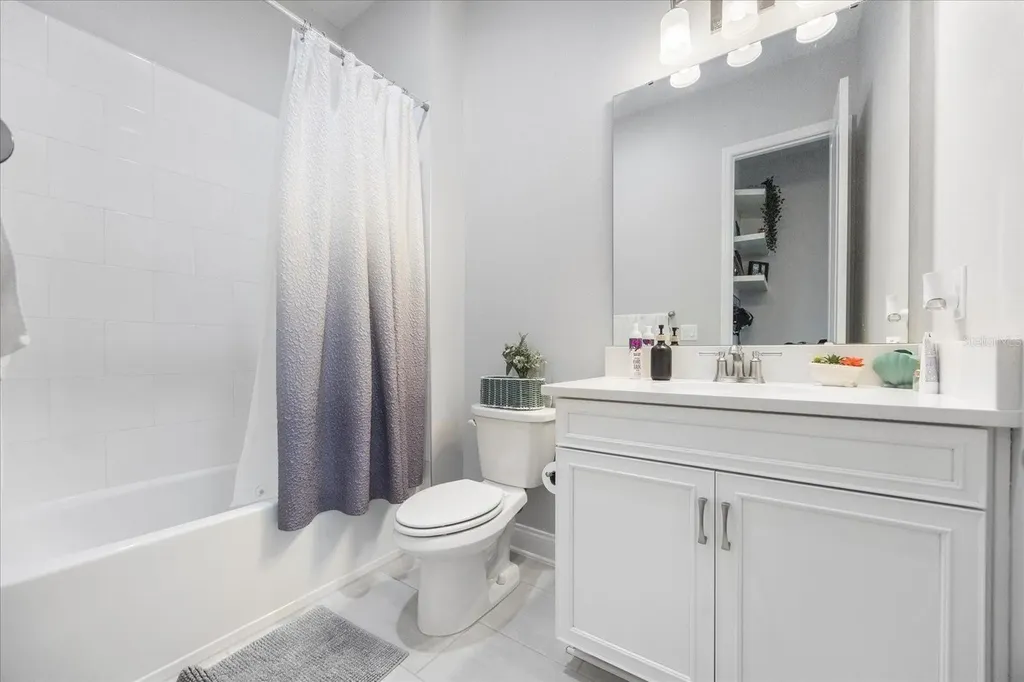 8626 Dubochet Street Orlando FL 32827