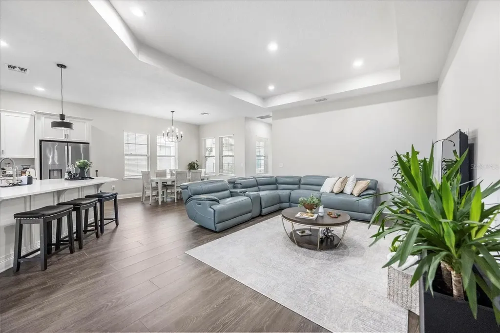 8626 Dubochet Street Orlando FL 32827
