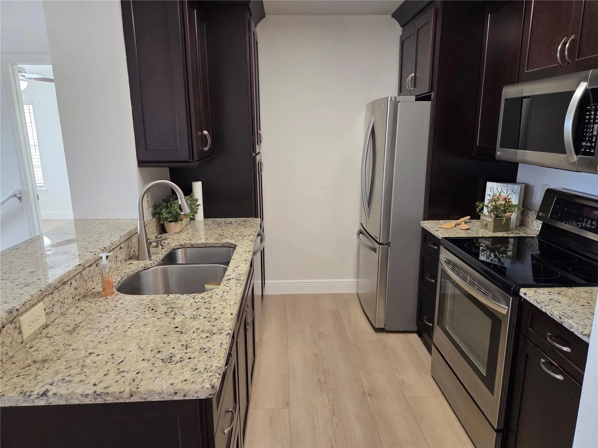 8905 Manor Loop Lakewood Ranch FL 34202