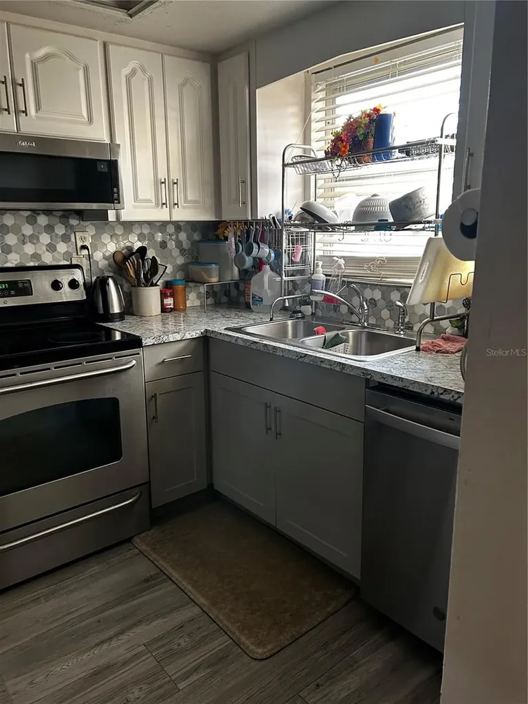 5059 Live Oak Circle Bradenton FL 34207