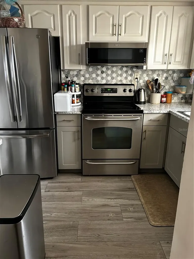 5059 Live Oak Circle Bradenton FL 34207