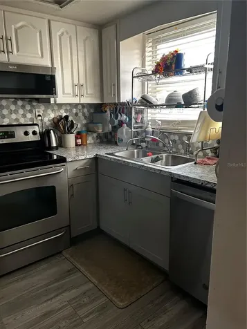 5059 Live Oak Circle Bradenton FL 34207
