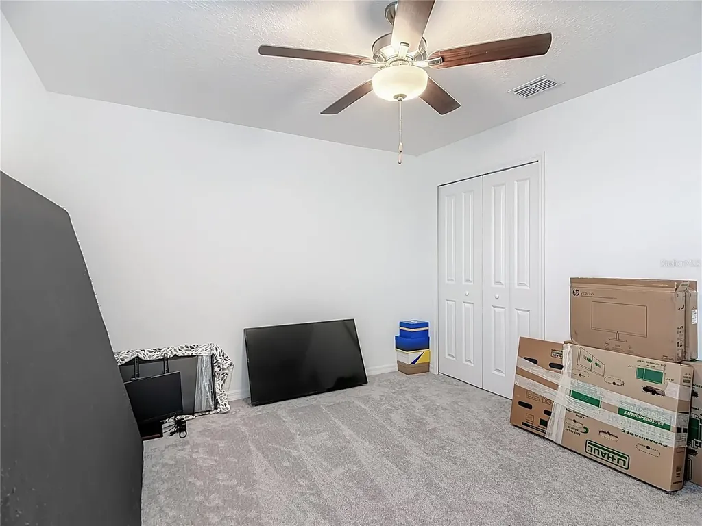 1699 Red Loop Lakeland FL 33801