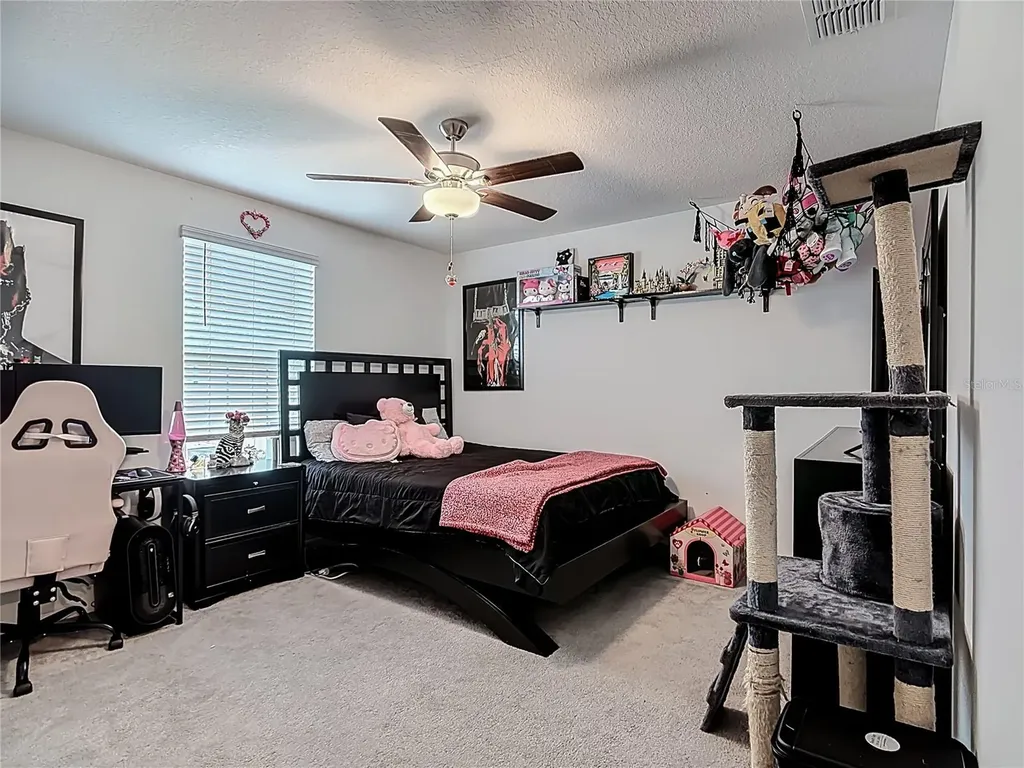 1699 Red Loop Lakeland FL 33801