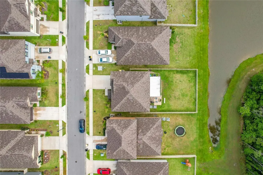 1699 Red Loop Lakeland FL 33801