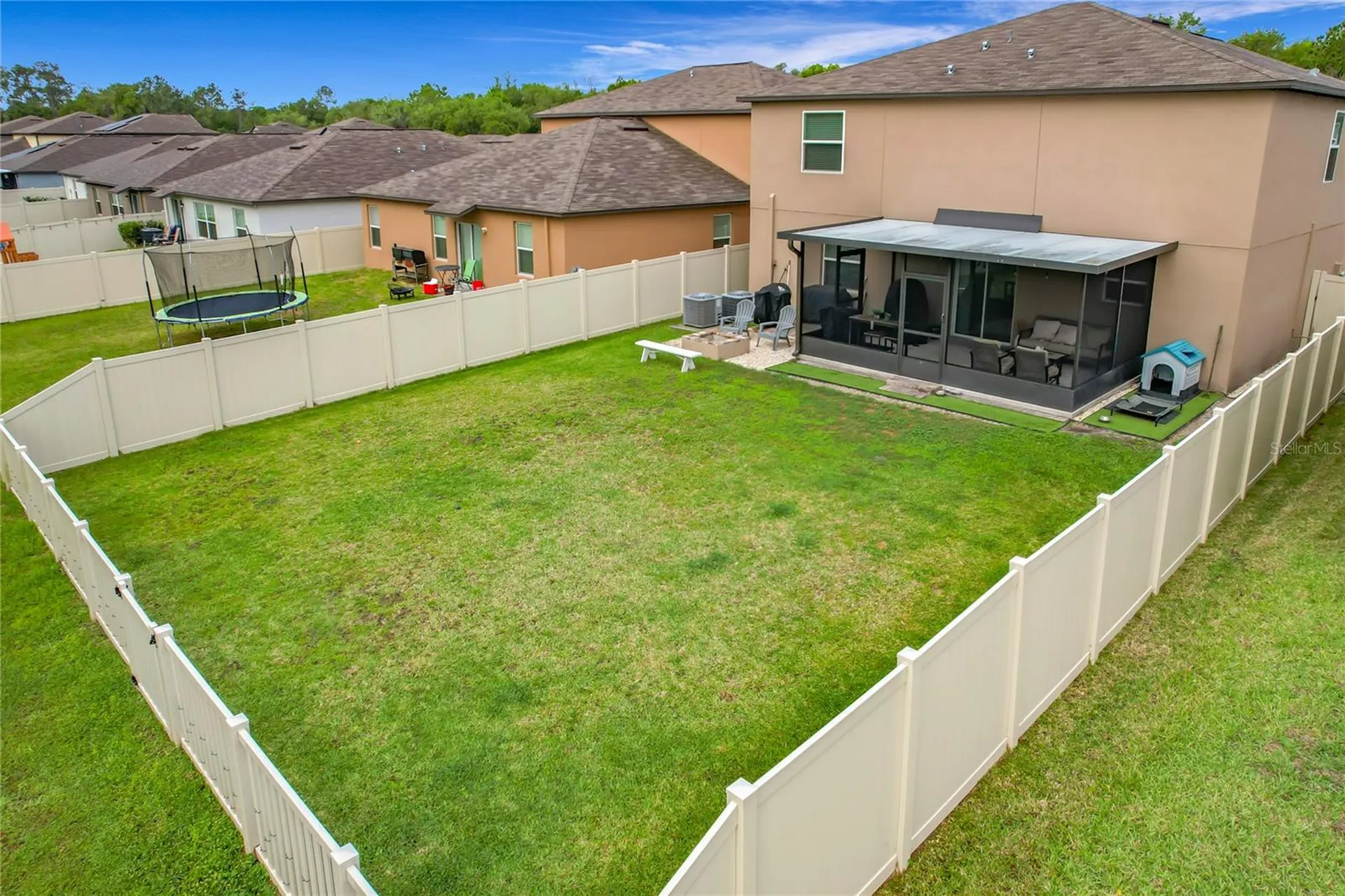 1699 Red Loop Lakeland FL 33801