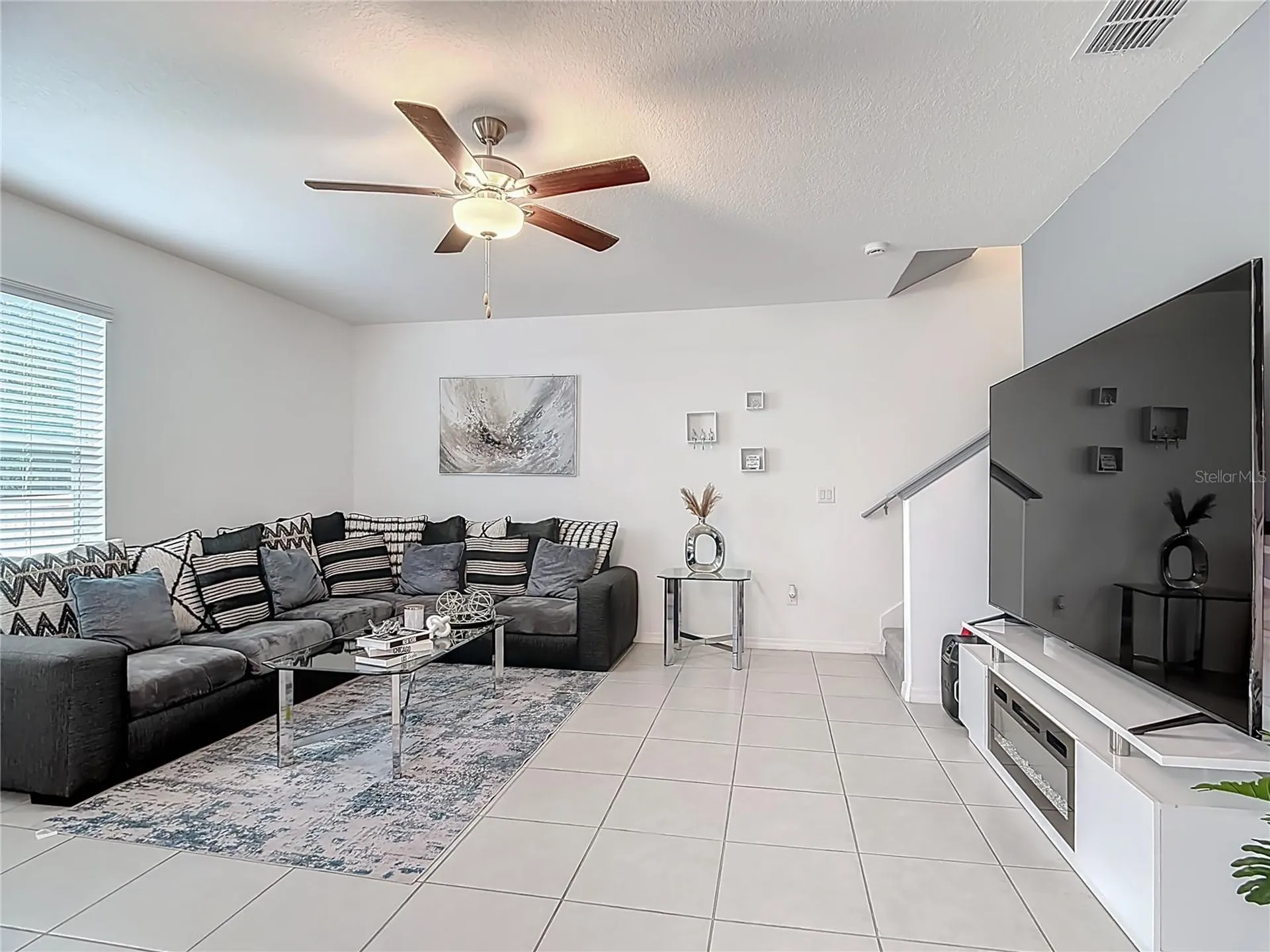 1699 Red Loop Lakeland FL 33801