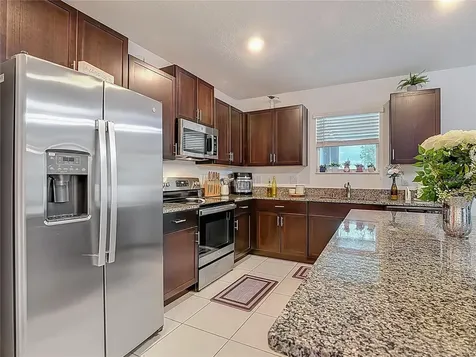 1699 Red Loop Lakeland FL 33801