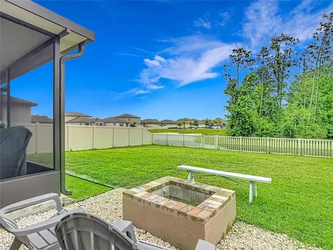 1699 Red Loop Lakeland FL 33801