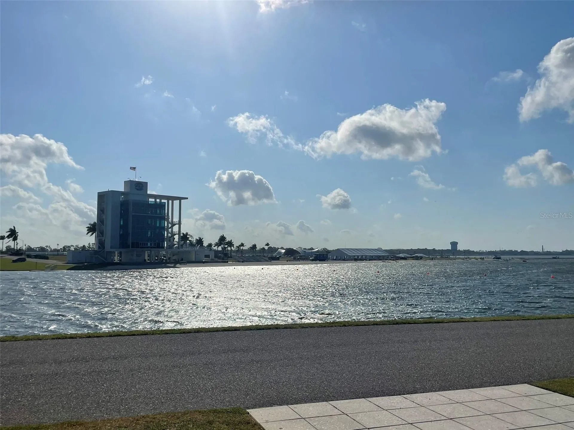 828 S Tuttle Avenue Sarasota FL 34237