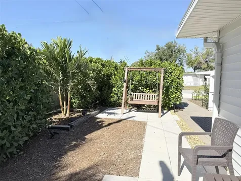 828 S Tuttle Avenue Sarasota FL 34237