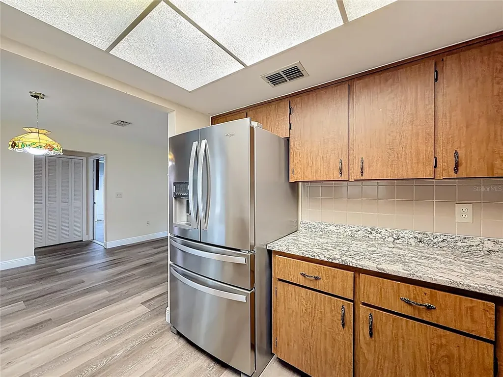 615 Third Avenue Lady Lake FL 32159
