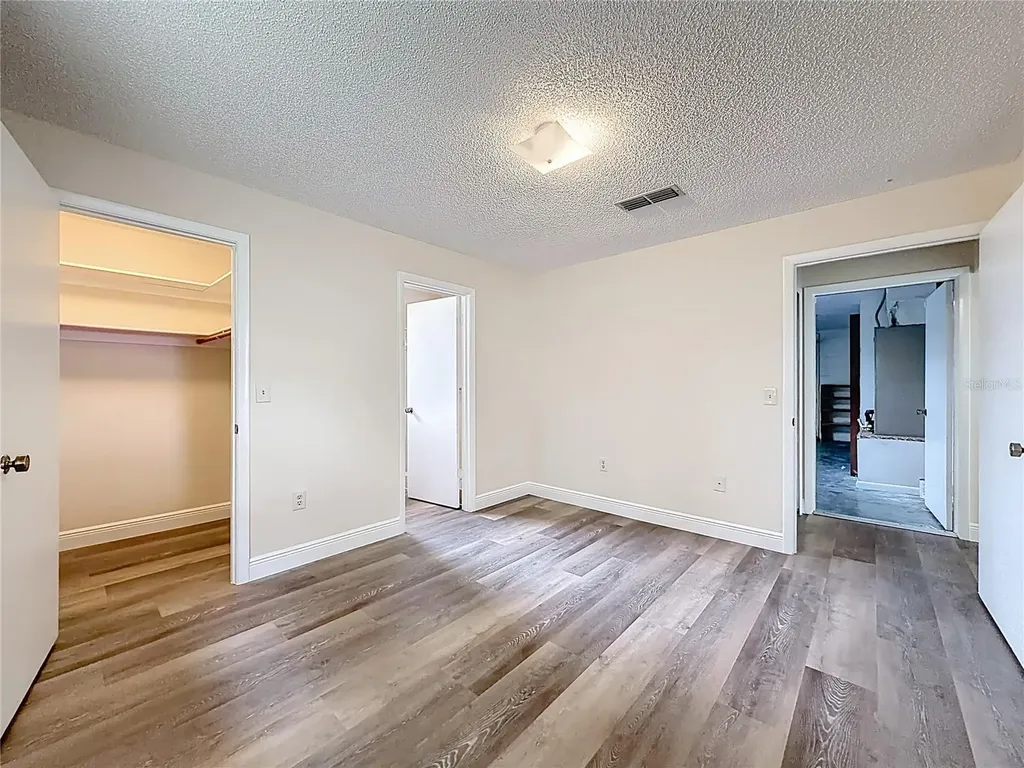 615 Third Avenue Lady Lake FL 32159