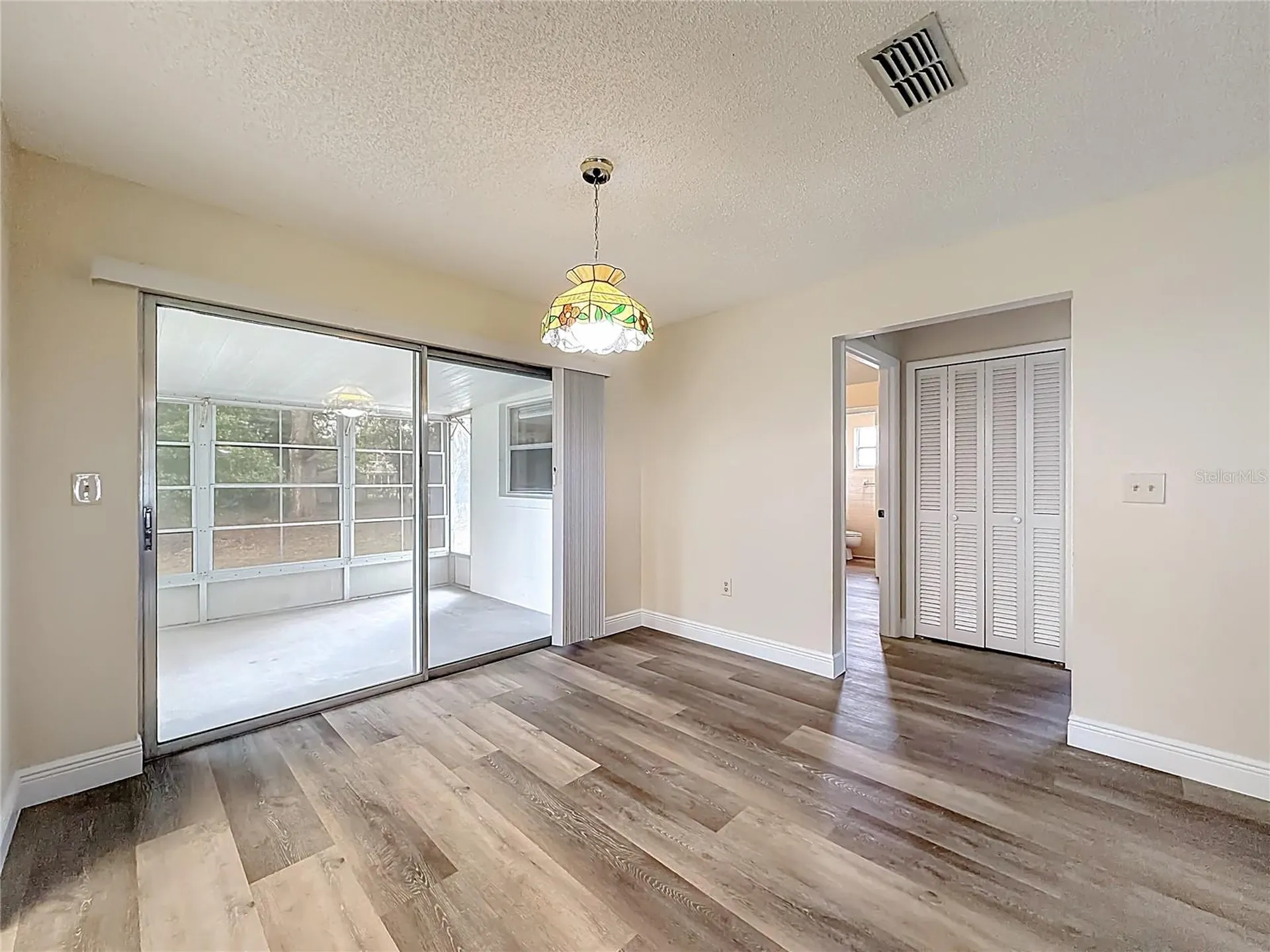 615 Third Avenue Lady Lake FL 32159