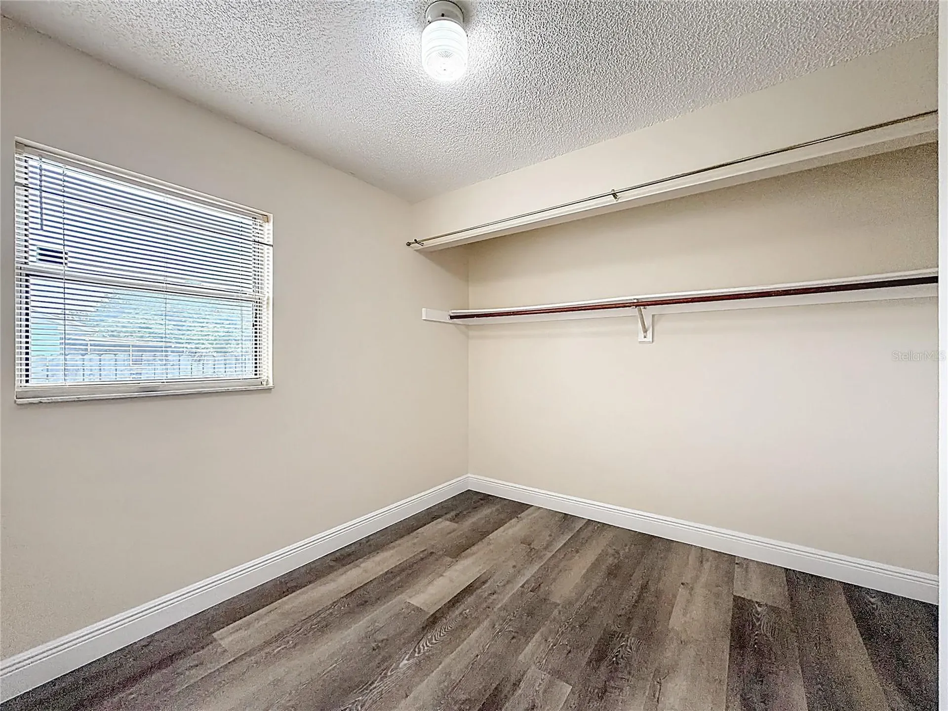 615 Third Avenue Lady Lake FL 32159