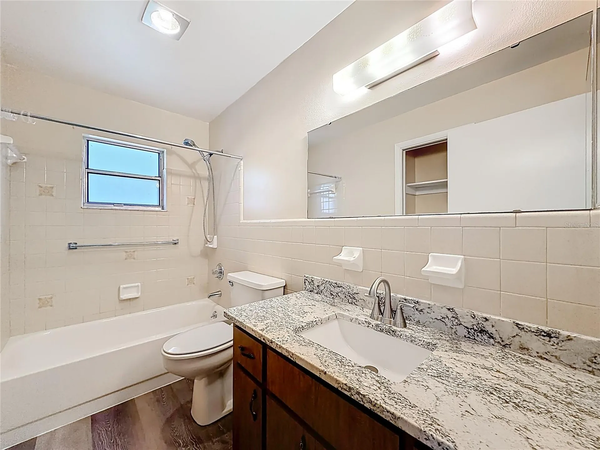 615 Third Avenue Lady Lake FL 32159