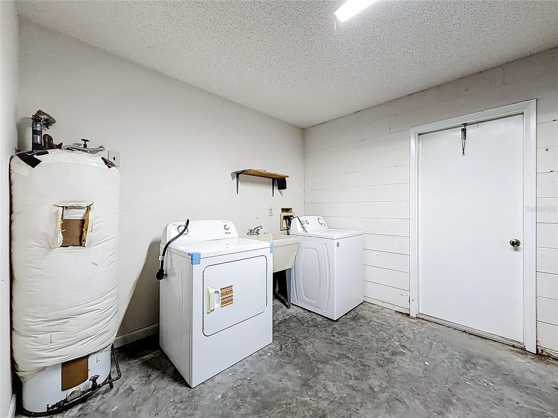 615 Third Avenue Lady Lake FL 32159