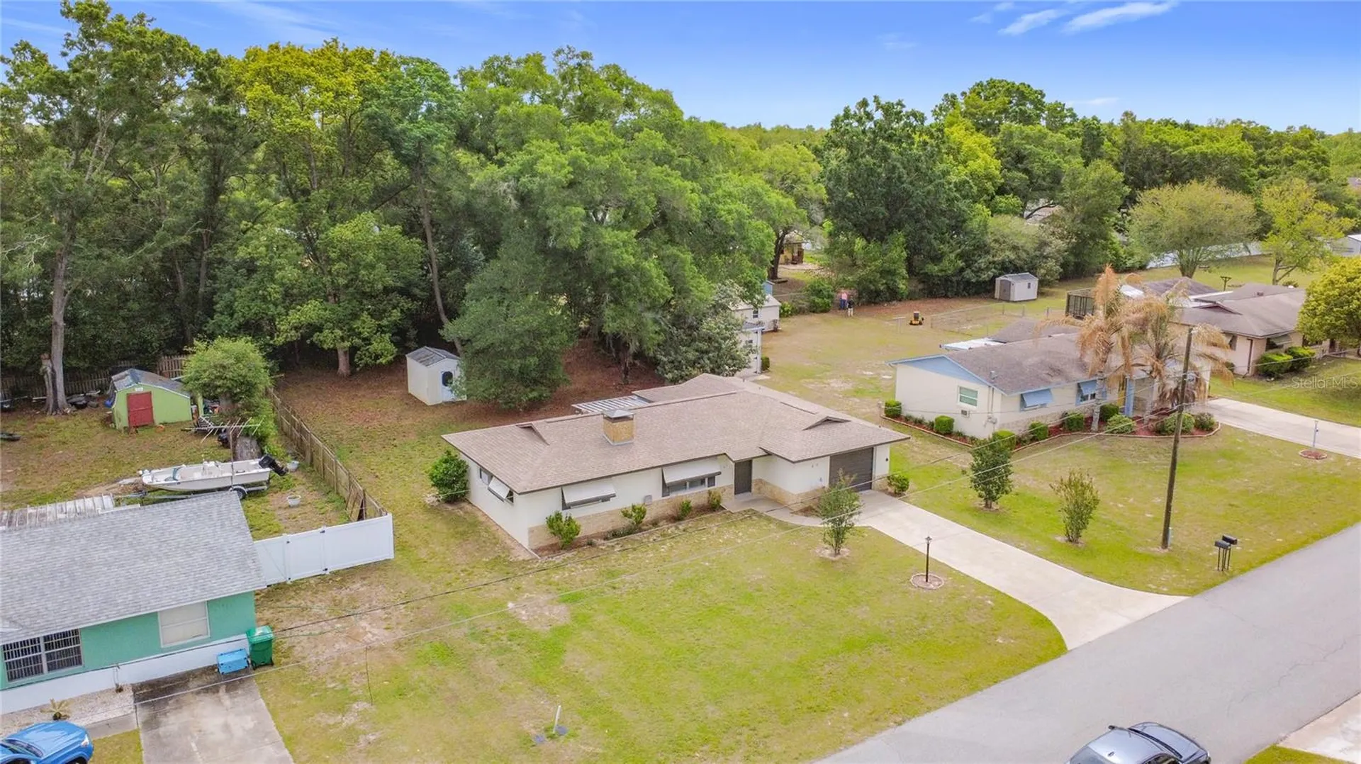 615 Third Avenue Lady Lake FL 32159
