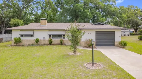 615 Third Avenue Lady Lake FL 32159