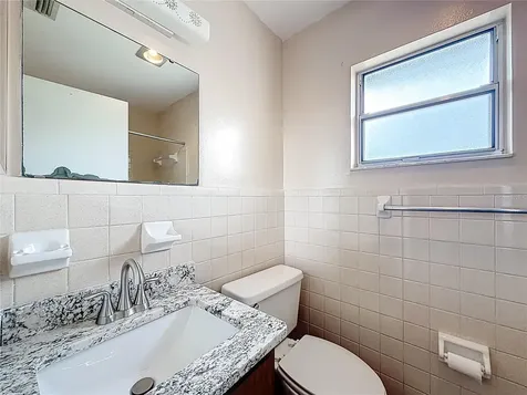 615 Third Avenue Lady Lake FL 32159