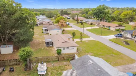 615 Third Avenue Lady Lake FL 32159