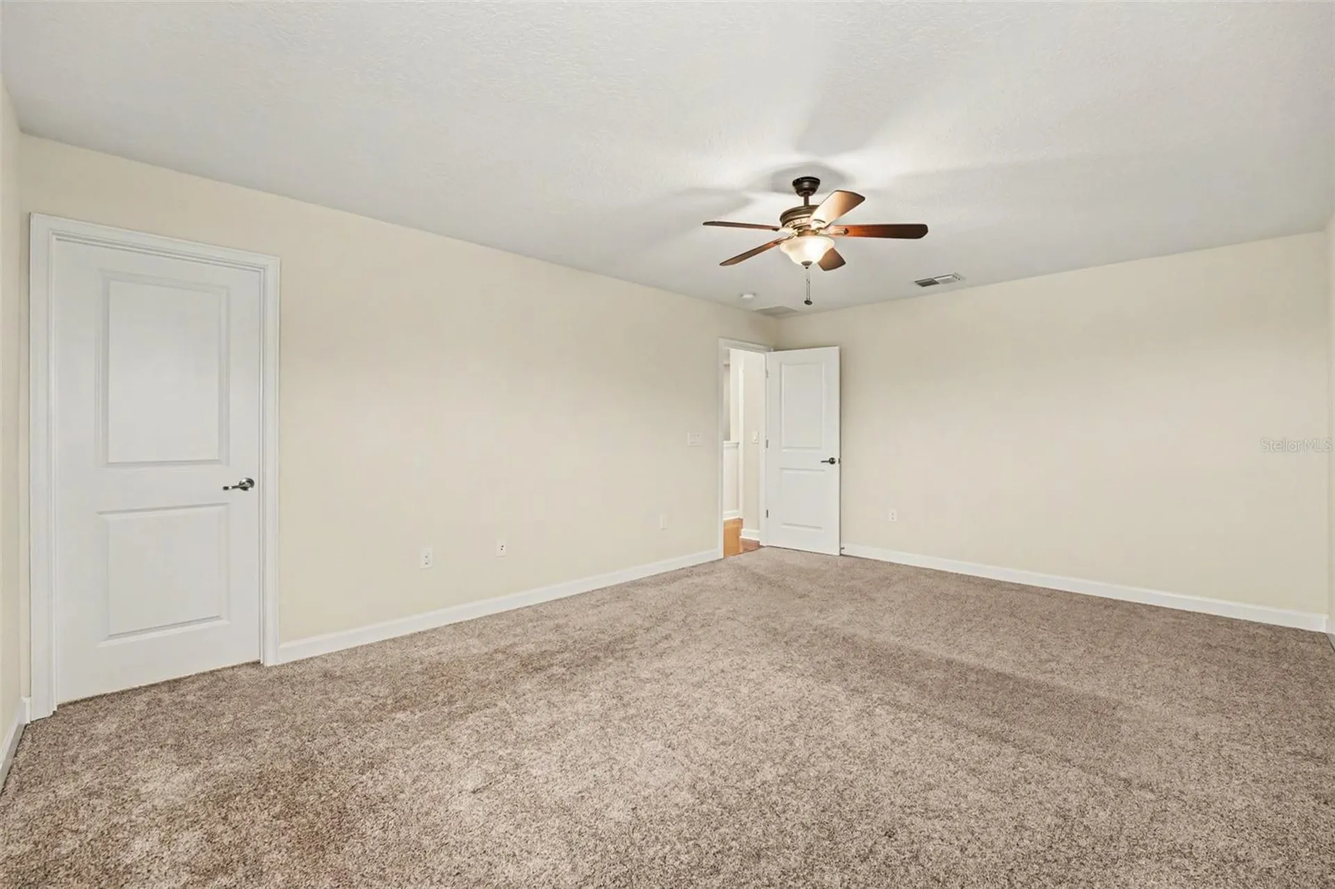 3074 White Horse Court Kissimmee FL 34746
