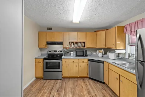6355 Crestview Drive Brooksville FL 34602