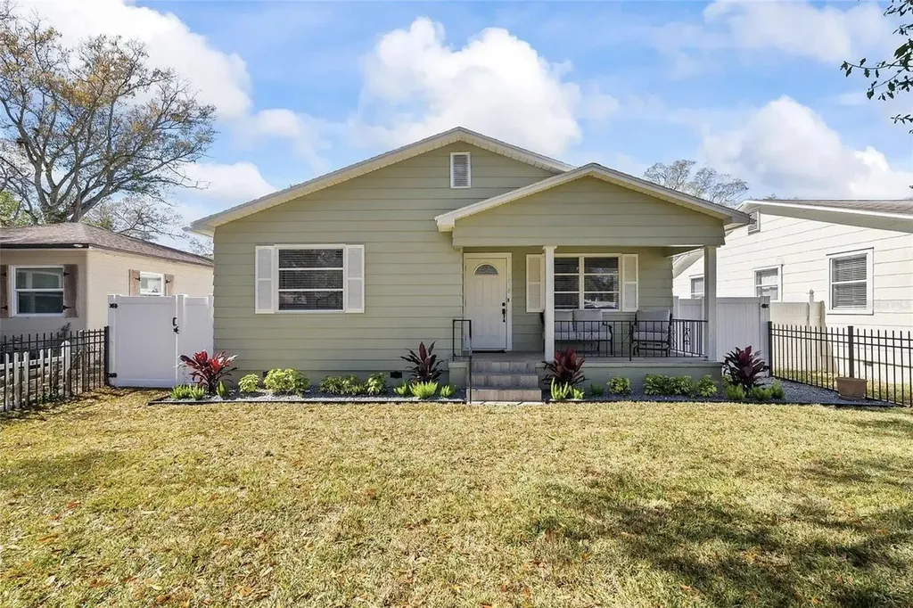 4628 Drive Martin Luther King Jr Street N St Petersburg FL 33703